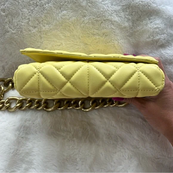 NWOT Yellow Vegan Leather Shoulder Bag - Picture 6 of 8